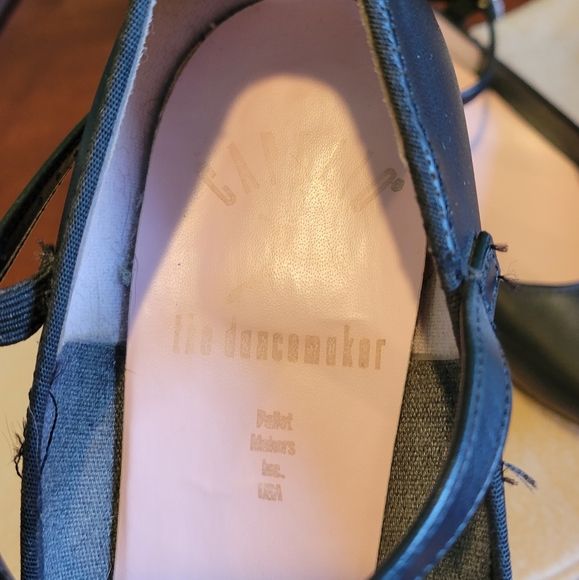 Capezio Tap Shoes Tan & Black Size 9 - Picture 7 of 15